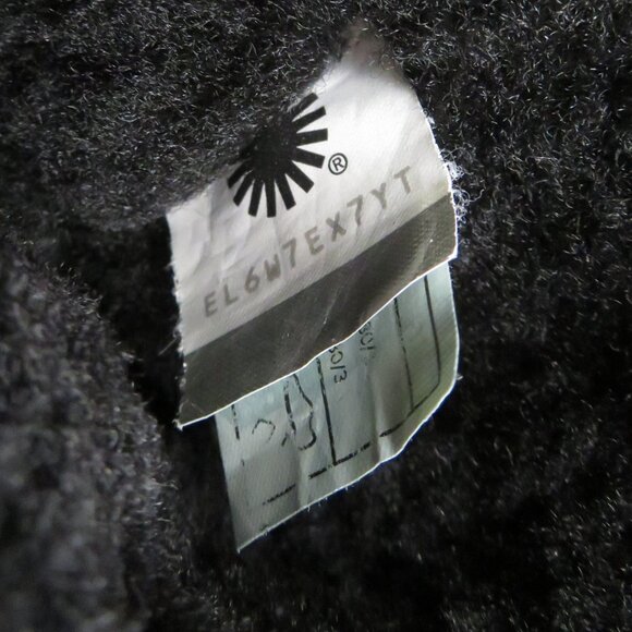 Ugg Women's Bailey Button Bling Boot black size 6 - Picture 6 of 8